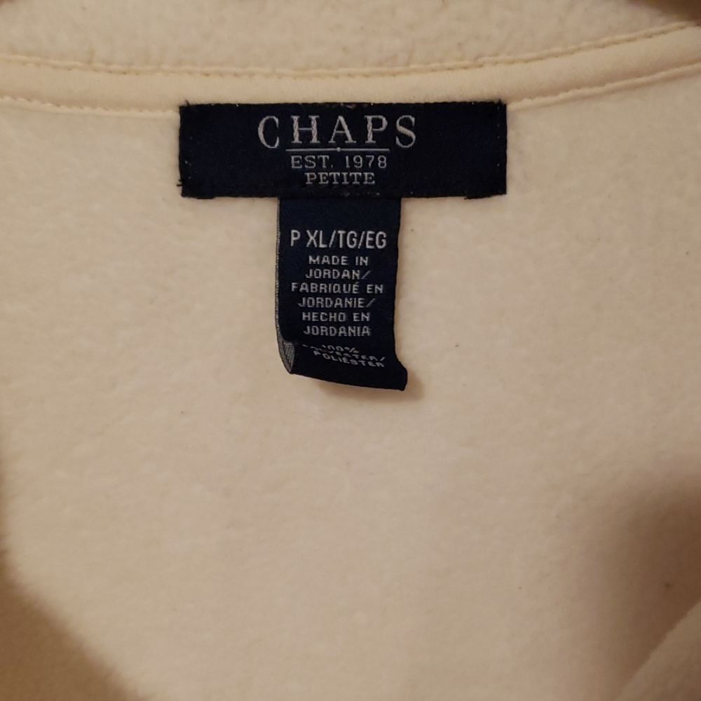 Chaps Petite XL fleece vest - Picture 2 of 3